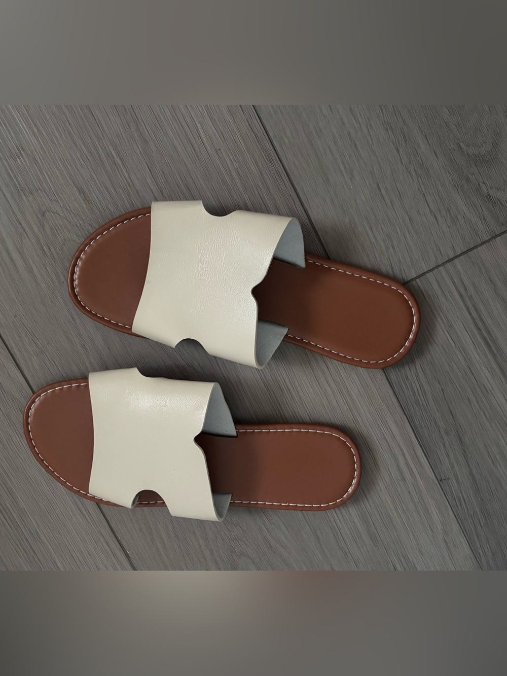Women's Cream Slide Sandals with Brown Footbed